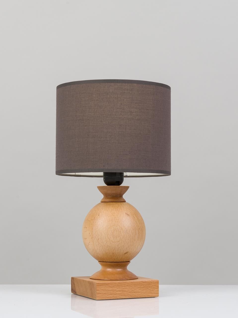 Ahşap Abajur Kahve - 2205