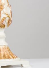 Çiçek Kabartmalı Abajur