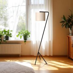 Halde Tripod Ayaklı Siyah Lambader