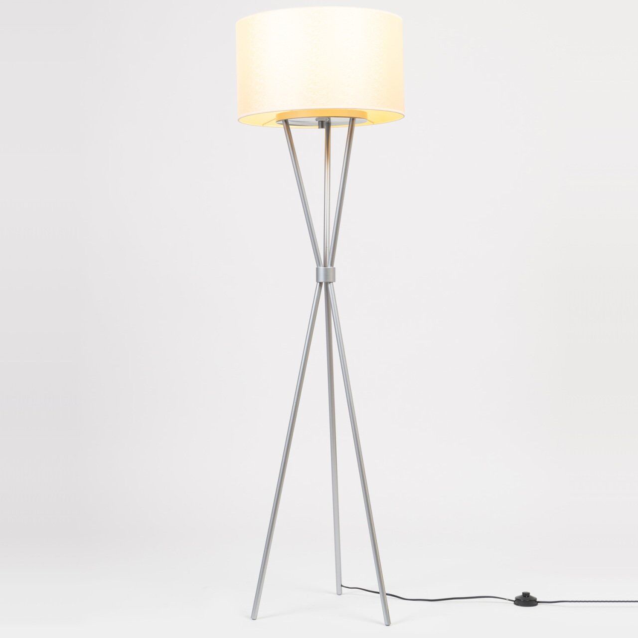 Metal Tripod Lambader