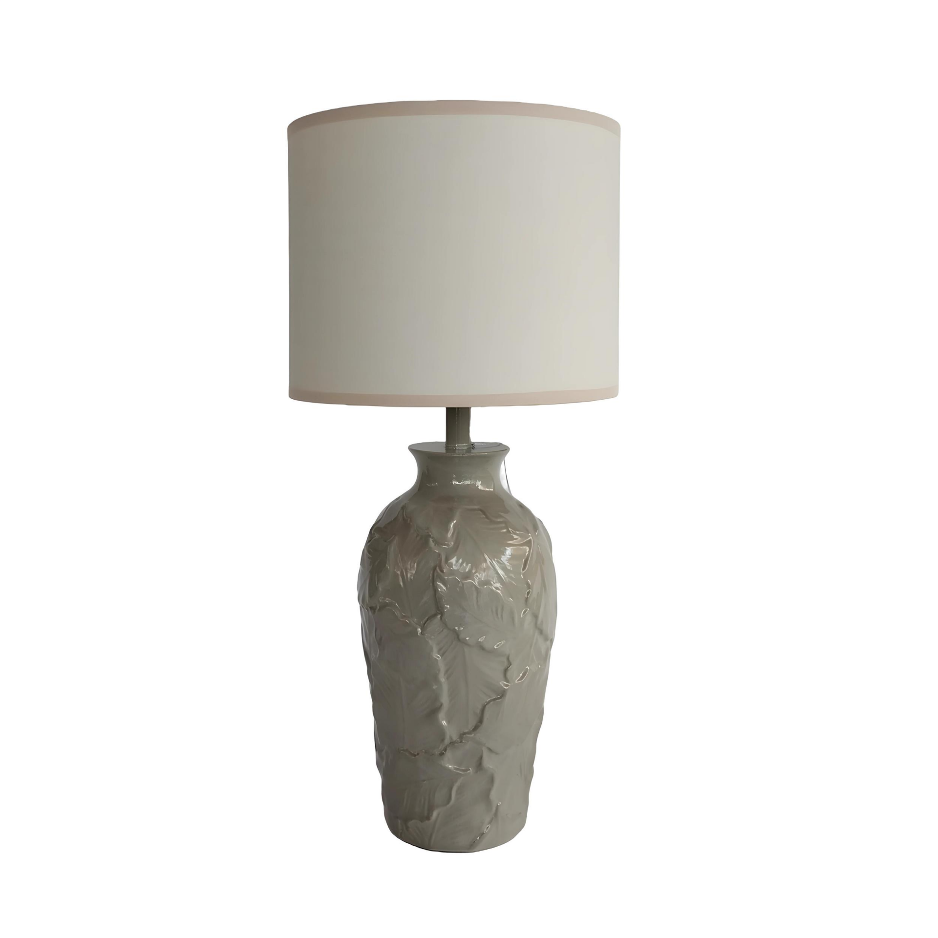 Yaprak Oymalı Krem Polyester Abajur