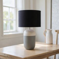 Miero Antasit Gövde Siyah Başlık Dekoratif Abajur