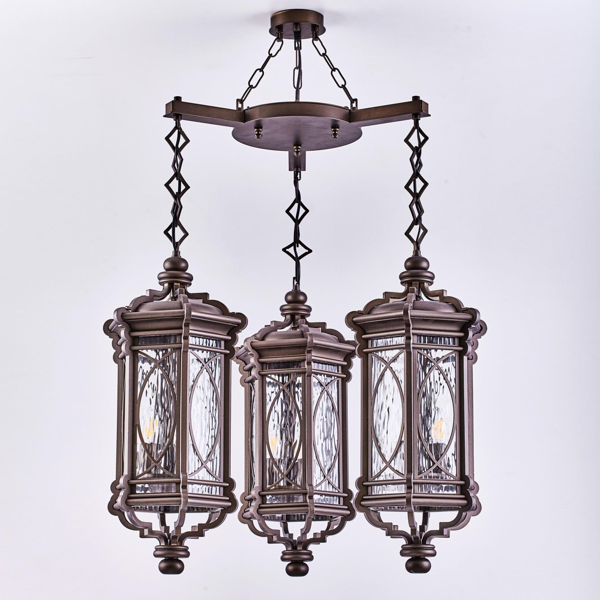 3 Başlıklı Ahşap Avize