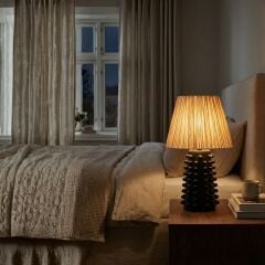 Davin Siyah Gövde Hasır Sarı Başlık Dekoratif Abajur