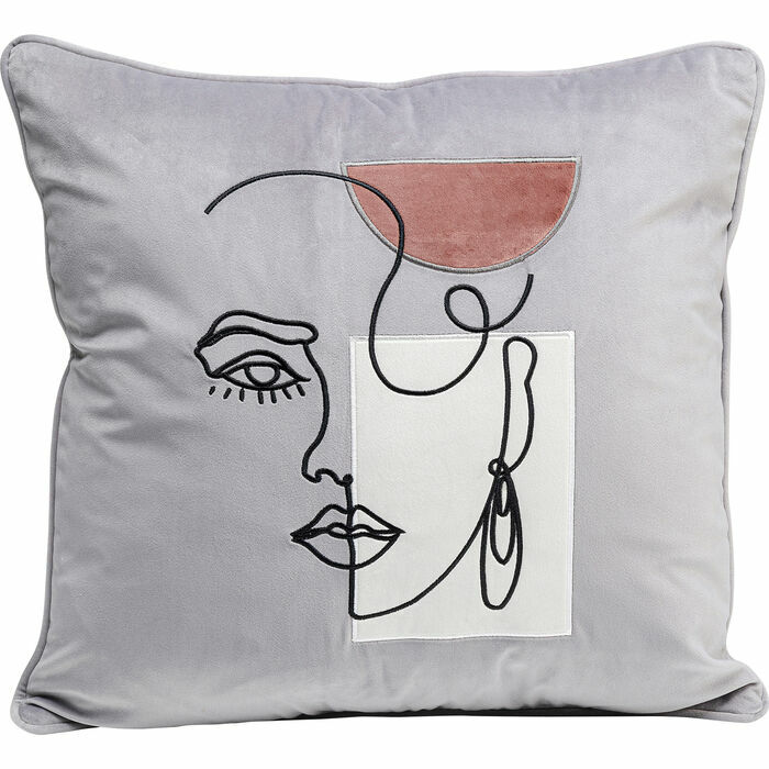 Mademoiselle Polyester Kırlent 45x45 cm