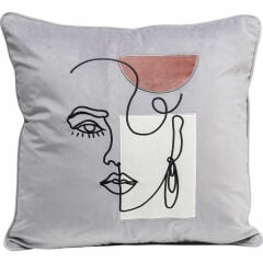 Mademoiselle Polyester Kırlent 45x45 cm