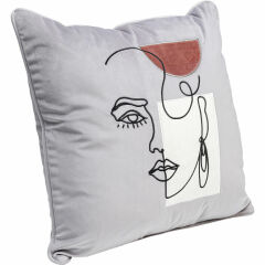 Mademoiselle Polyester Kırlent 45x45 cm