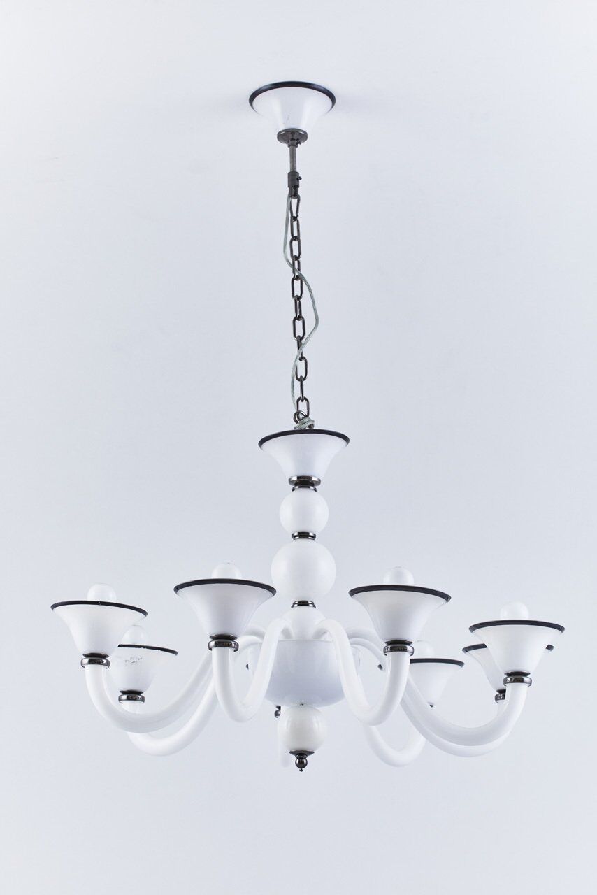 8 Kollu Cam Avize Siyah Beyaz