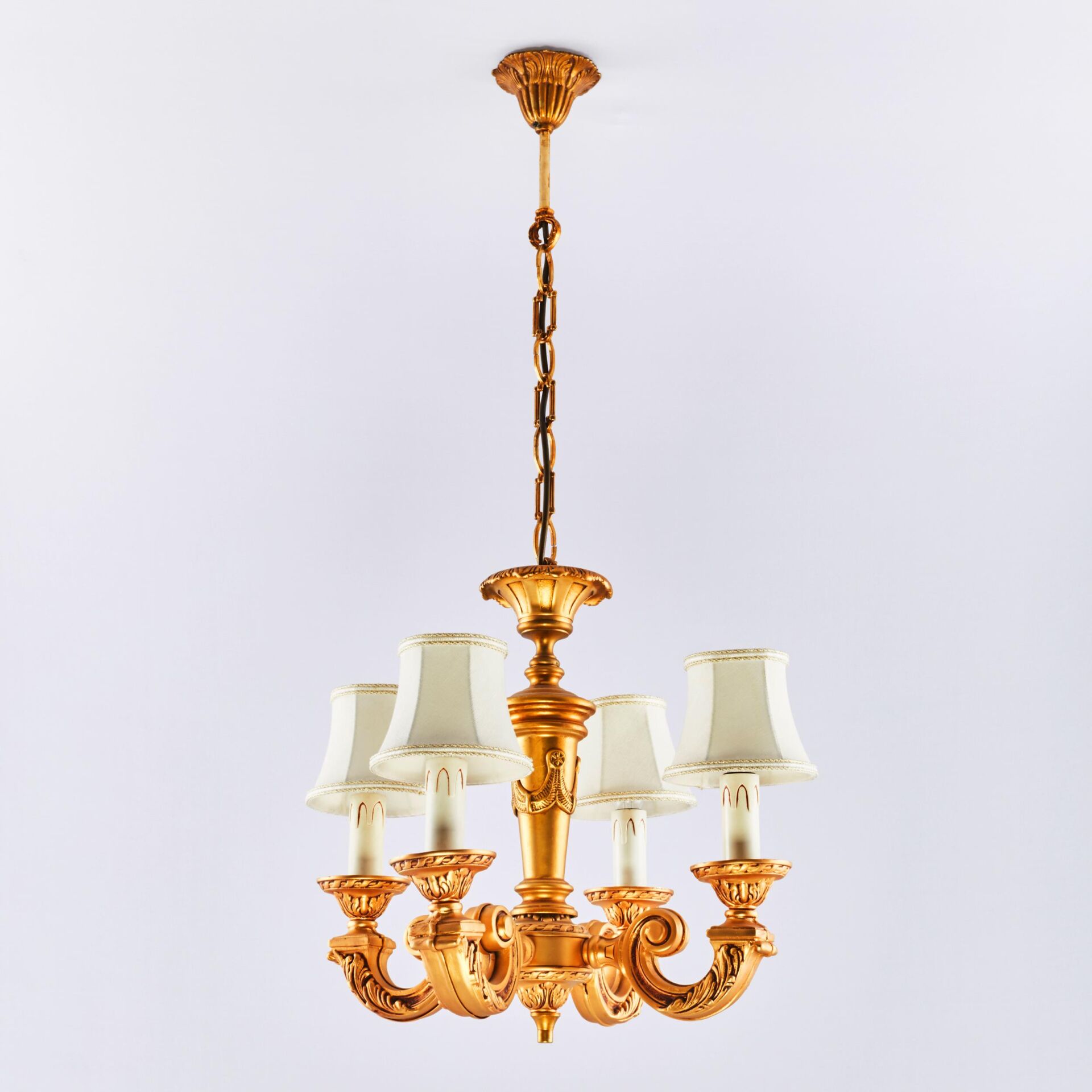 4 Kollu Şapkalı Avize Gold Metal