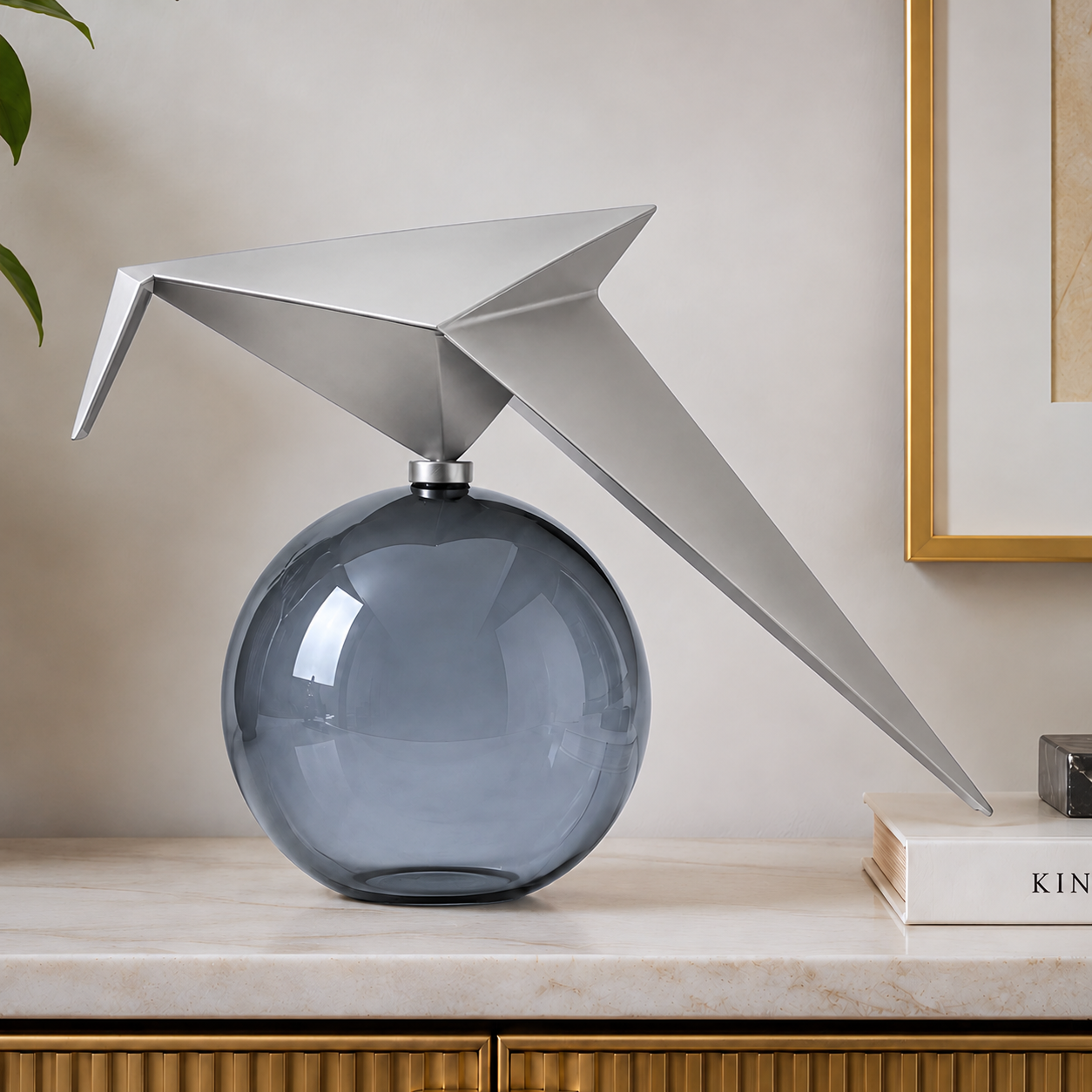 Auren Glide Gümüş Metal Kuş Figürlü Füme Camlı Dekoratif Biblo