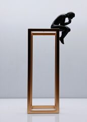 Düşünen Adam Biblo Mıknatıslı Metal Tabla Gold/Siyah 38 Cm