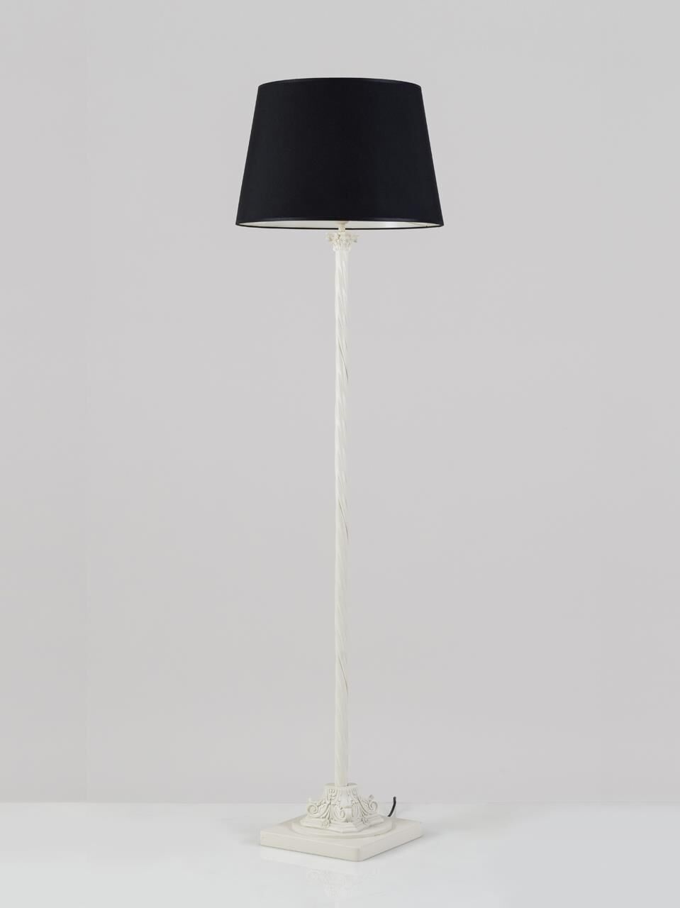 Trenna Lambader