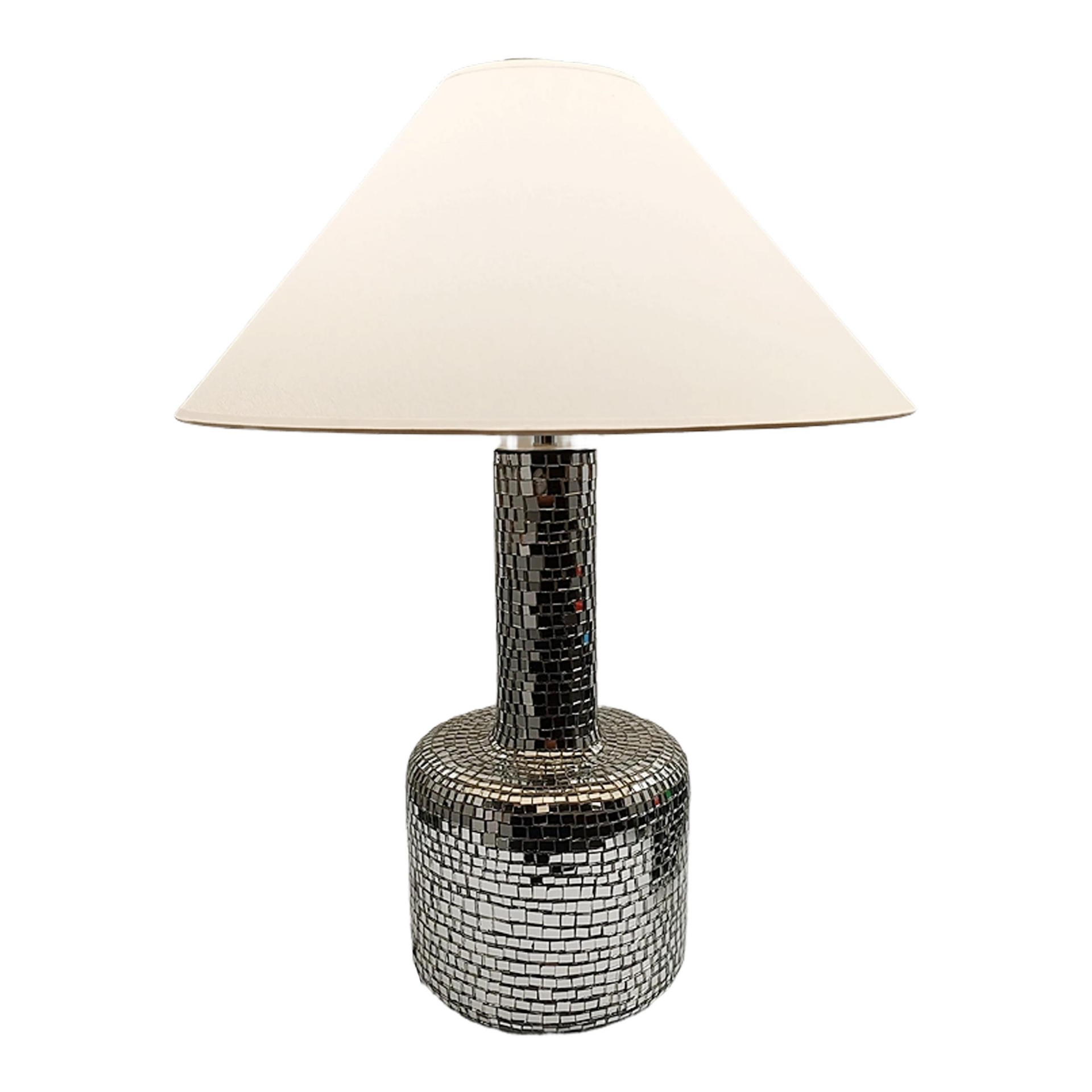 Polyester Gövde Desenli Beyaz Şapkalı Abajur