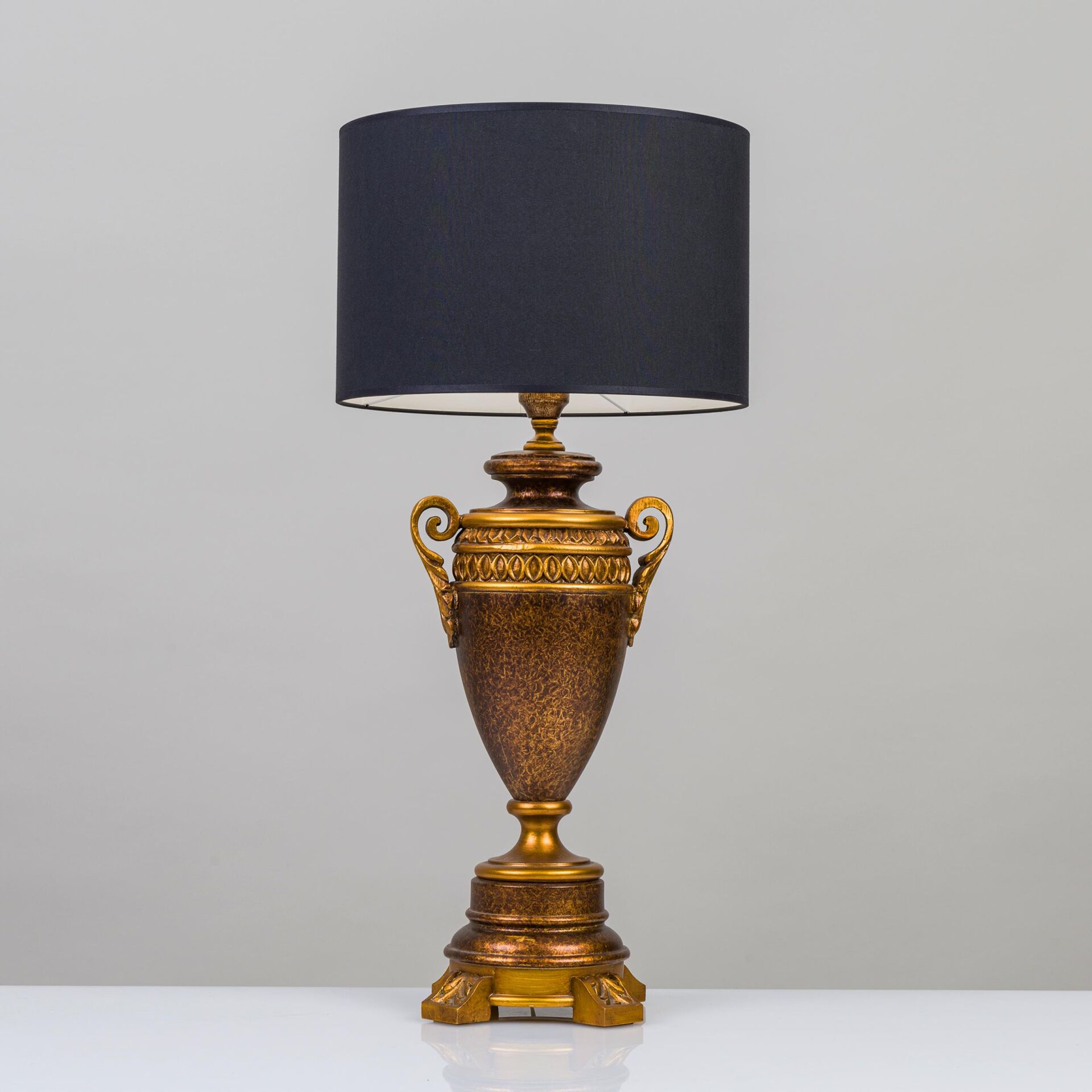 Polyester Gövde Abajur Gold