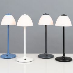 Uzun Şarjlı Metal Masa Lambası Beyaz