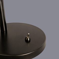 Davide Oynar Başlıklı LED Siyah Masa Lambası