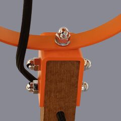 Leroy Oynar Başlıklı Turuncu Masa Lambası